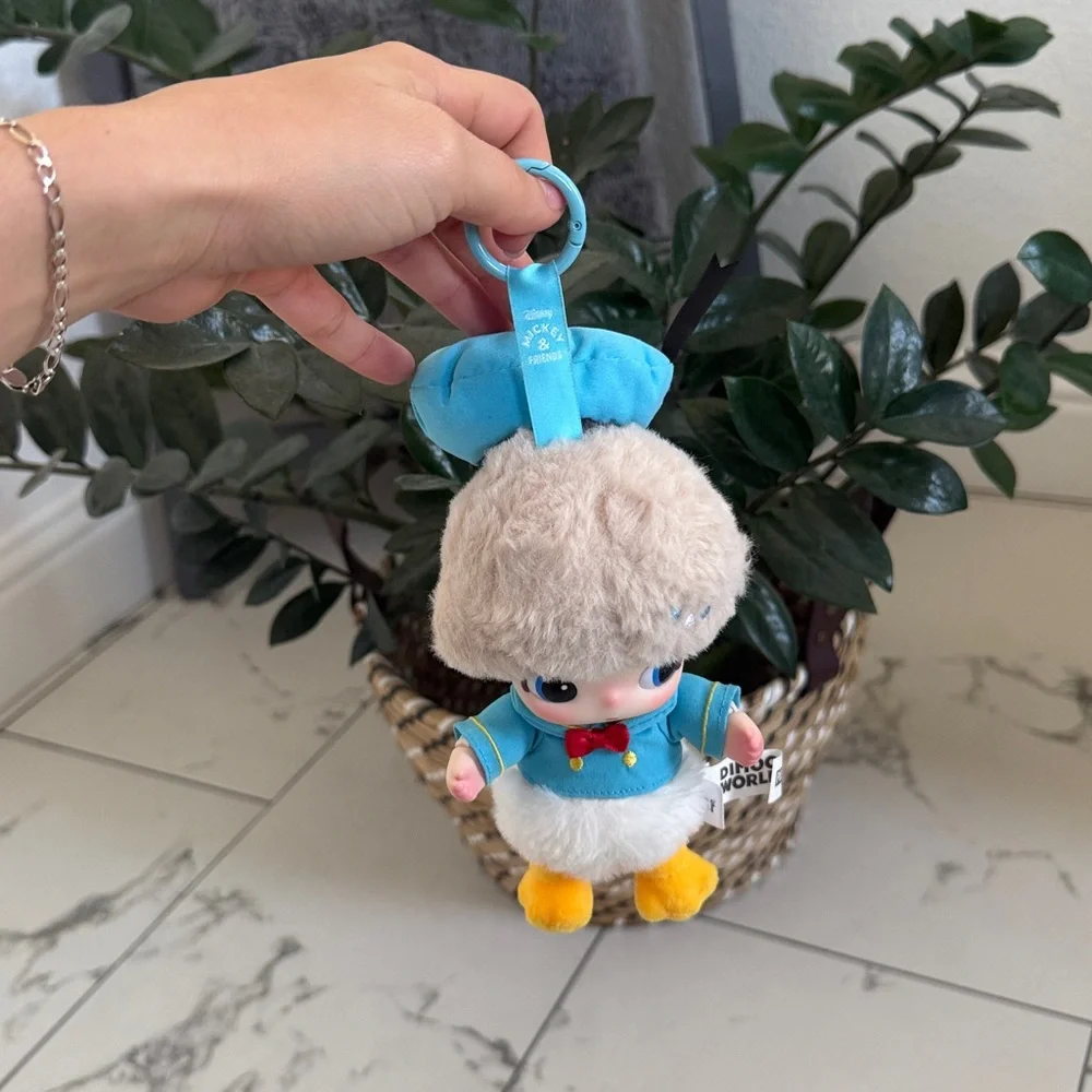 Dimoo World Plush Keychain - Picture 2 of 4